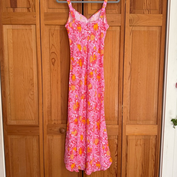 Gwyneth V-neck cupro-blend slip dress in pink limone print - Picture 3 of 4
